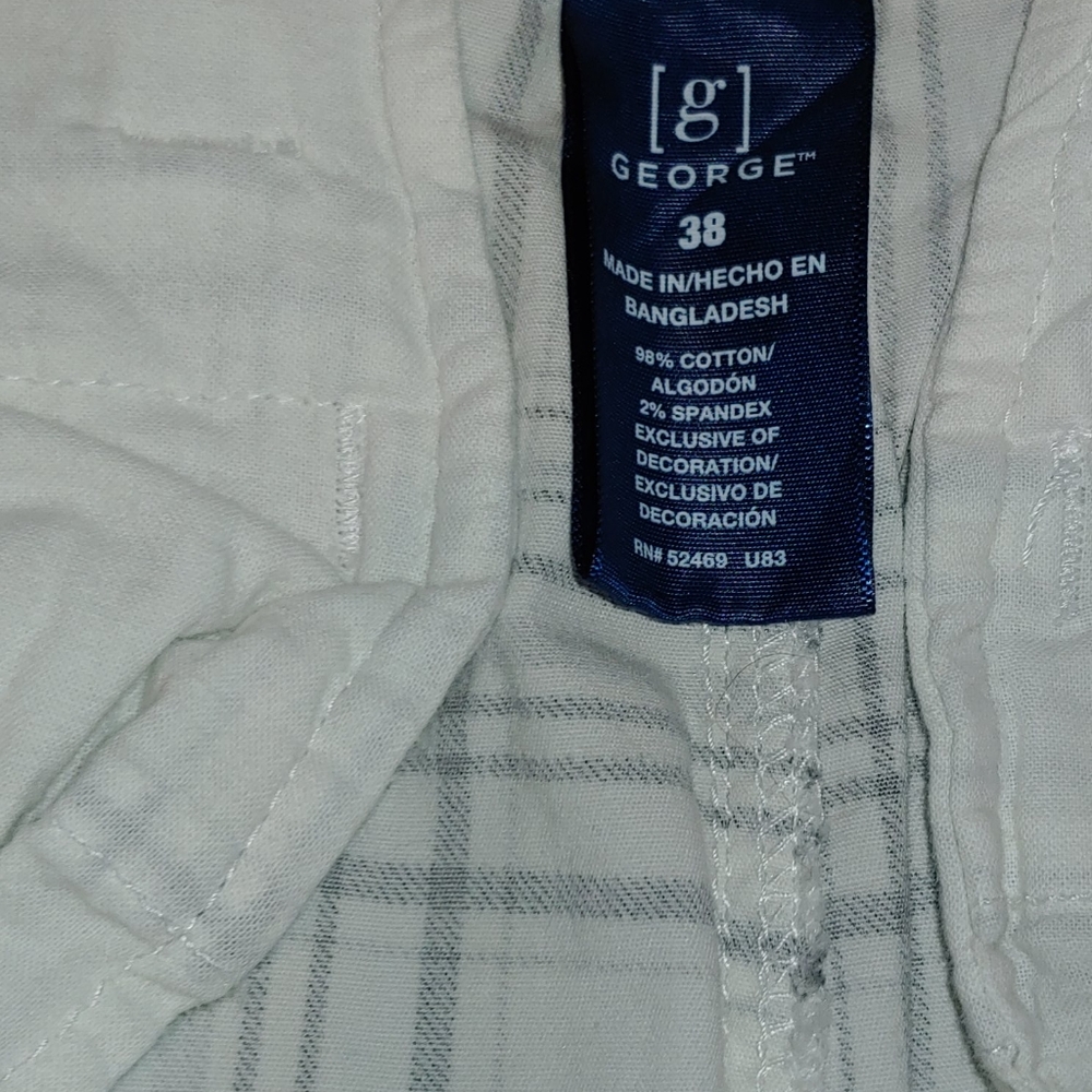 Men's shorts - Picture 2 of 4